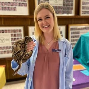 Meet your Posher, Jessica